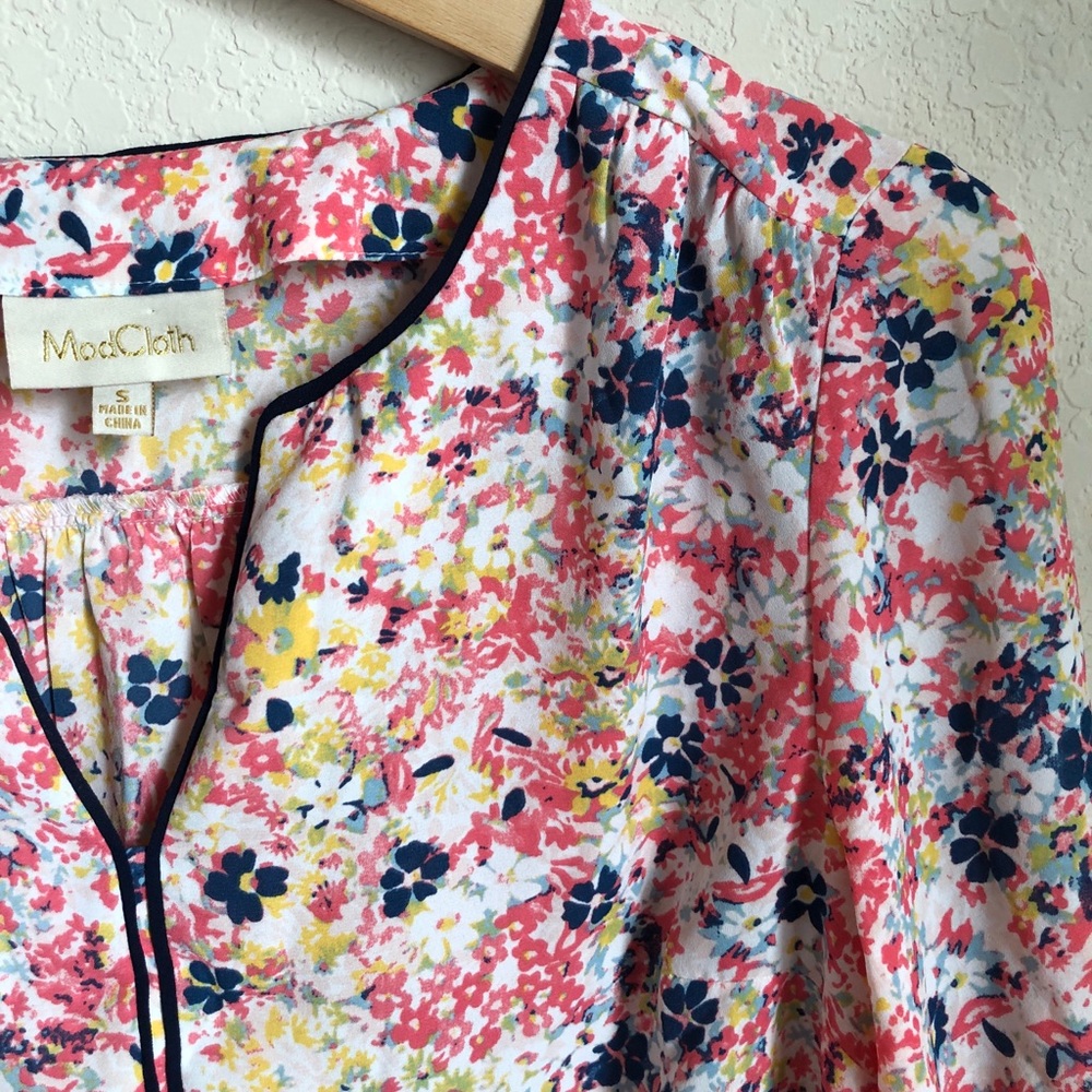 Modcloth Multi Colored Flowered Top - image 5